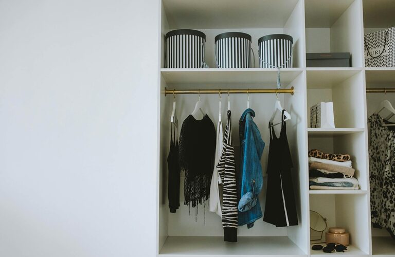 How to Store Seasonal Clothes Efficiently and Save Space